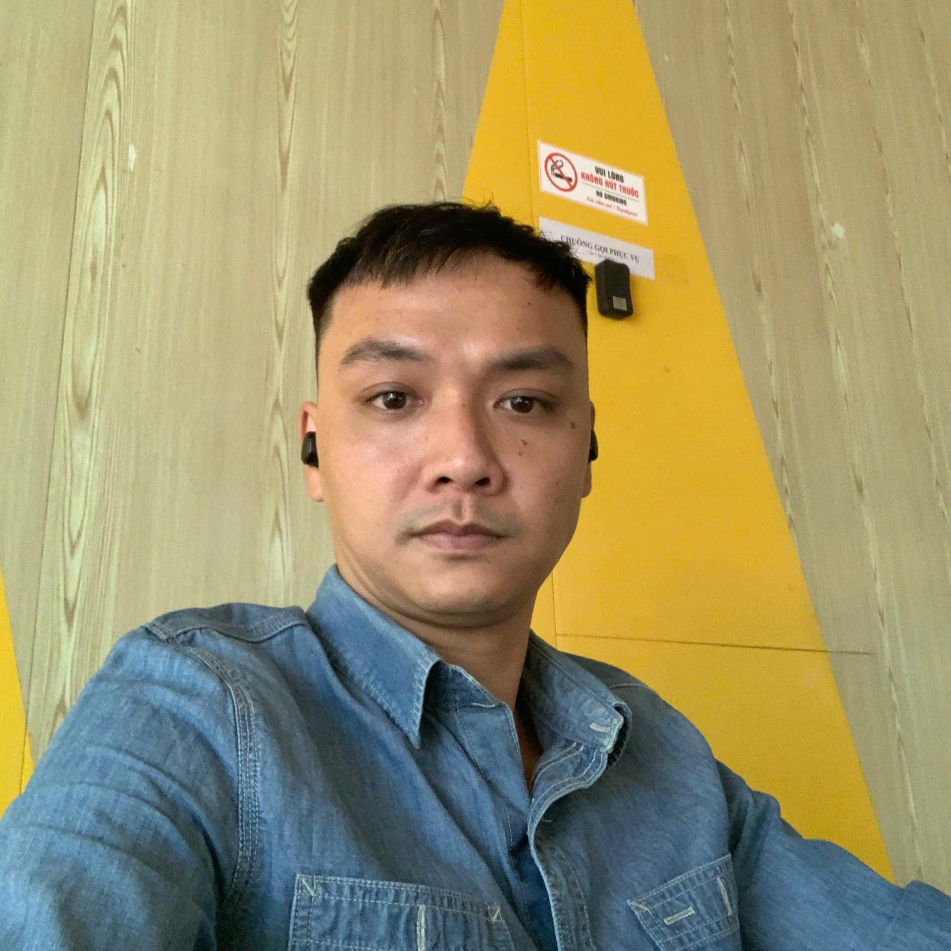 Hưng Bùi