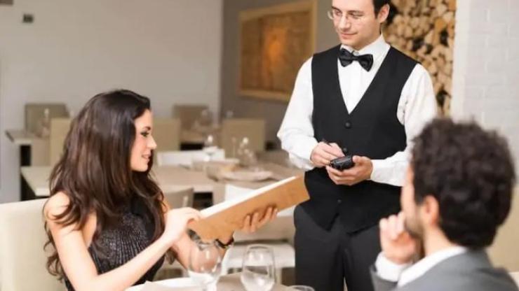 Các câu hỏi phỏng vấn phụ bếp: Bí quyết thành công trong buổi phỏng vấn